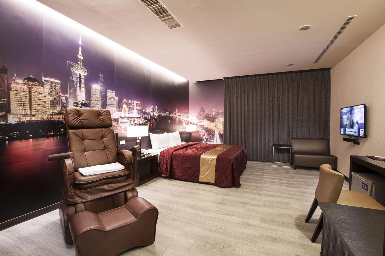 Foxdou Business Motel Tainan Zewnętrze zdjęcie