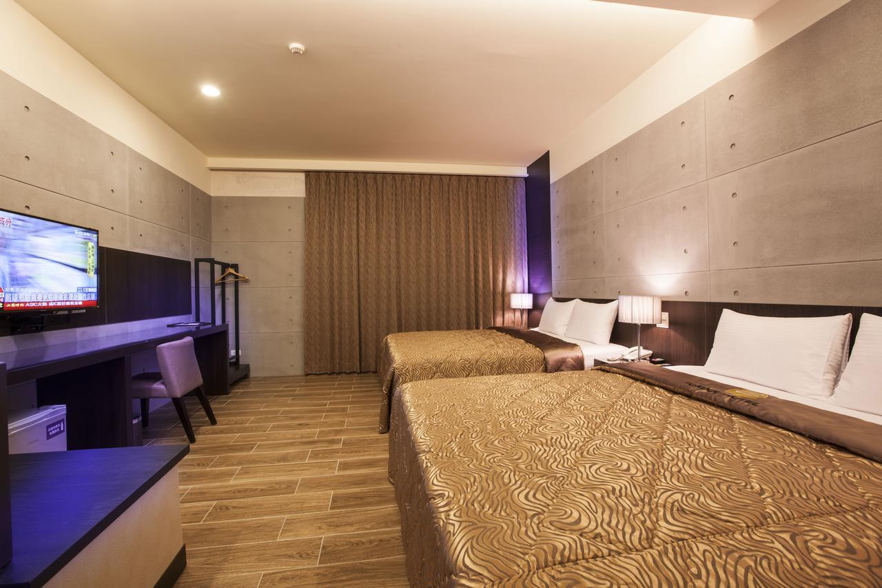 Foxdou Business Motel Tainan Zewnętrze zdjęcie