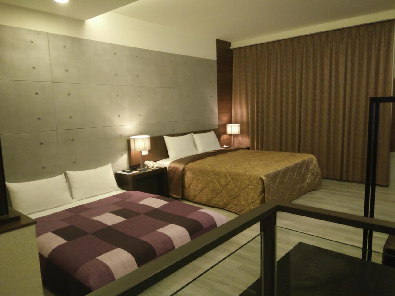 Foxdou Business Motel Tainan Zewnętrze zdjęcie